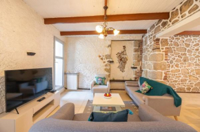 Maison de ville familiale, 5 chambres, terrasse, à 20 minutes du centre ville